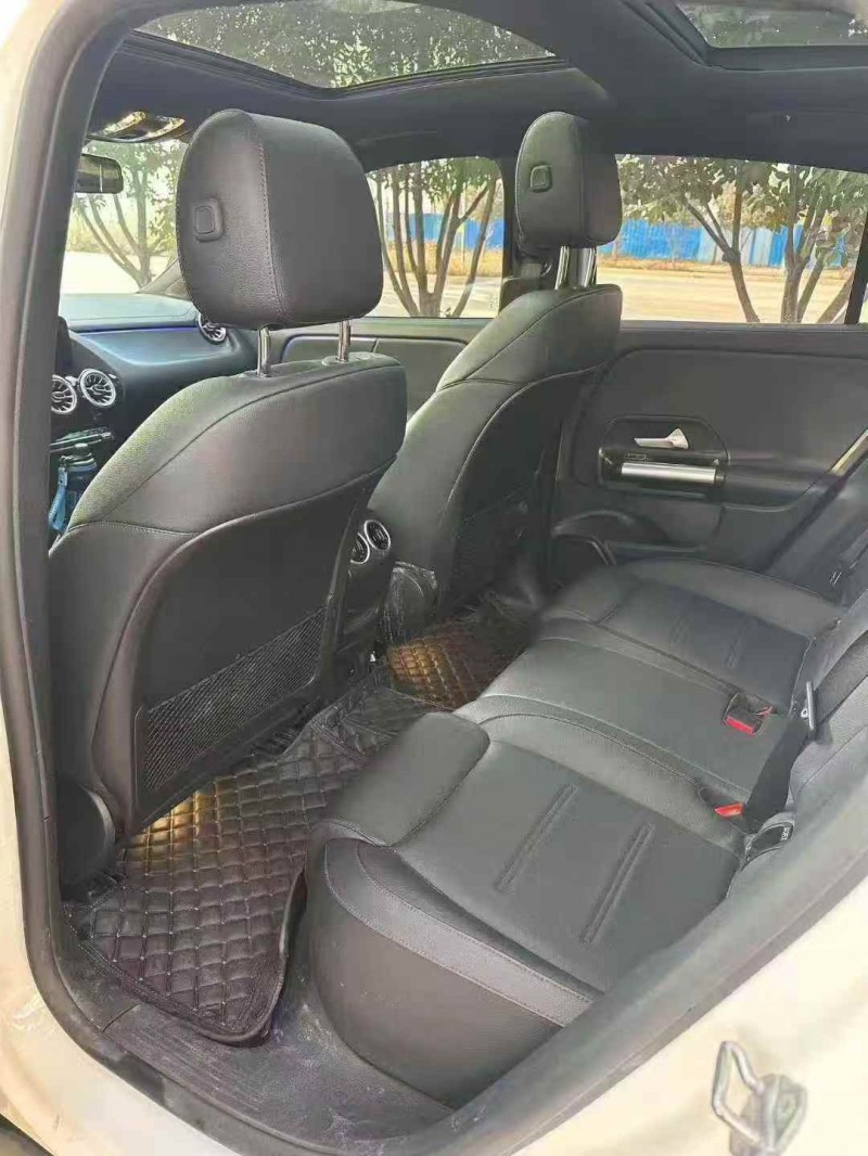 东营22年奔驰EQA6