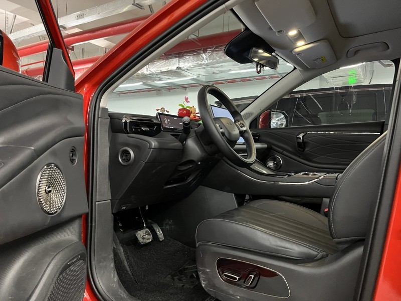 深圳25年传祺埃安V4