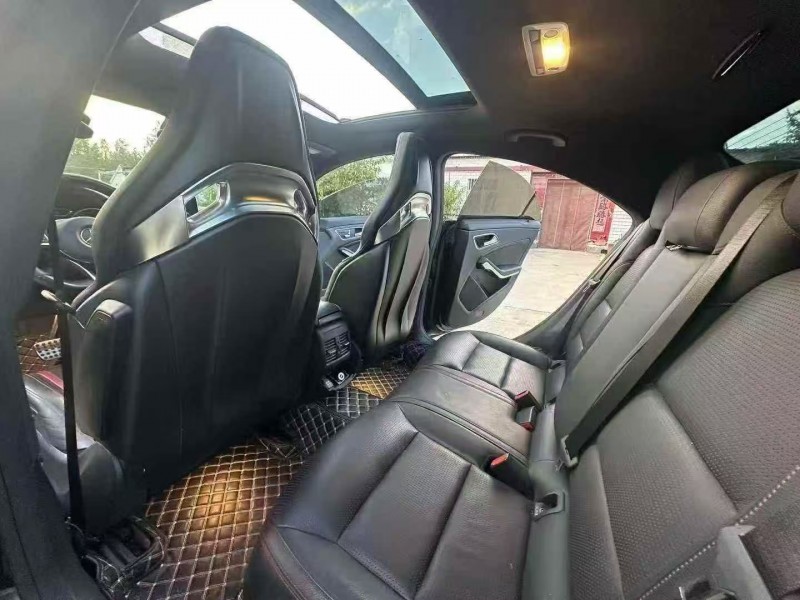 徐州17年奔驰CLA6