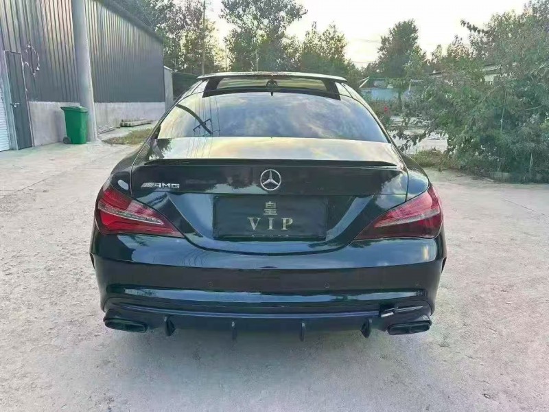 徐州17年奔驰CLA9