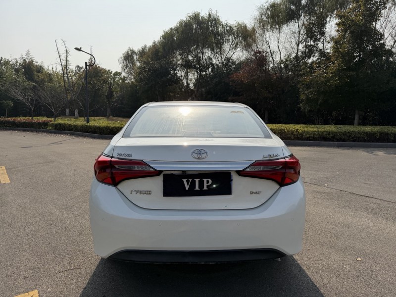 盐城18年丰田雷凌9