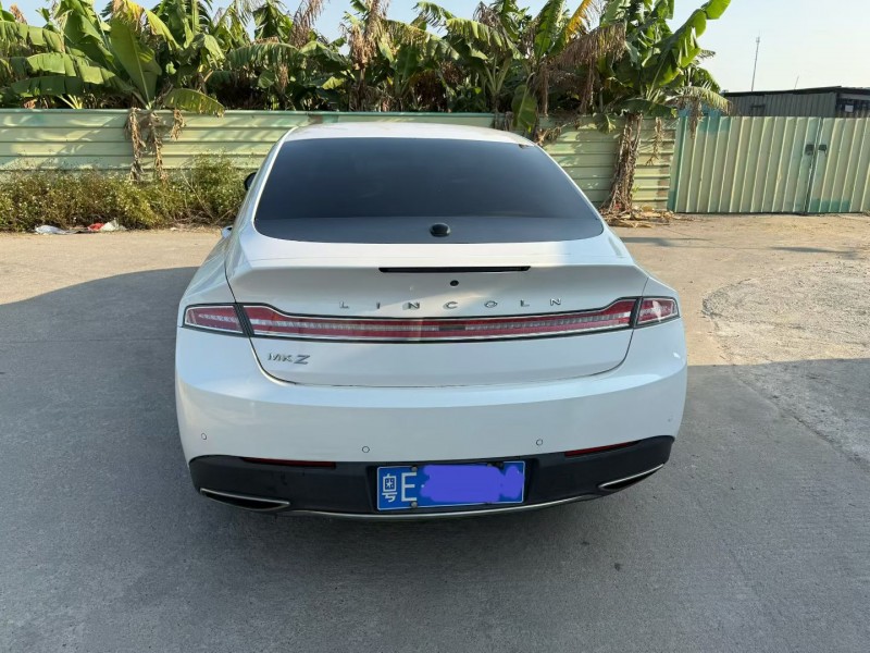 中山17年林肯MKZ4