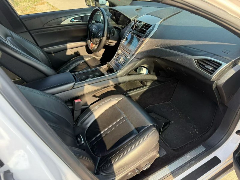 中山17年林肯MKZ9