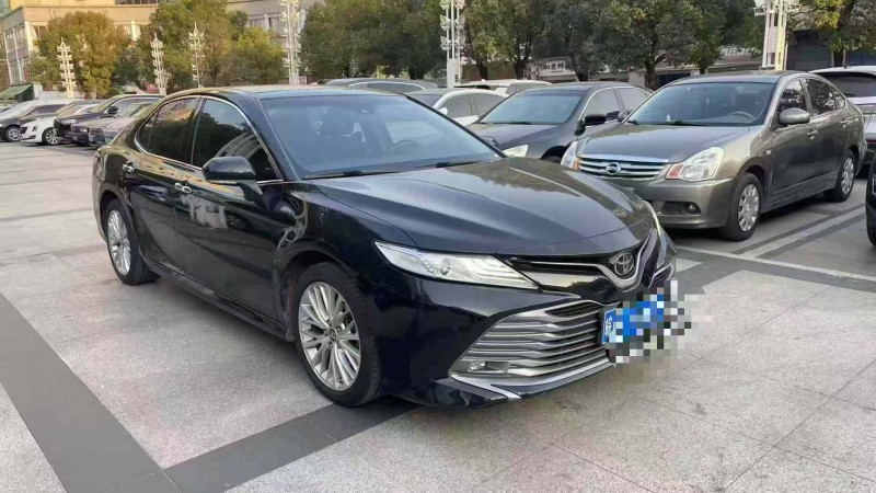 常州18年丰田凯美瑞2