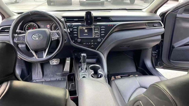 常州18年丰田凯美瑞5