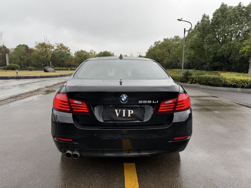 盐城15年宝马5系9