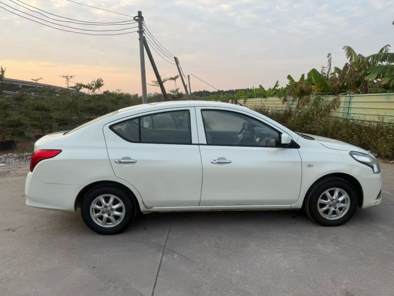 中山17年日产阳光3