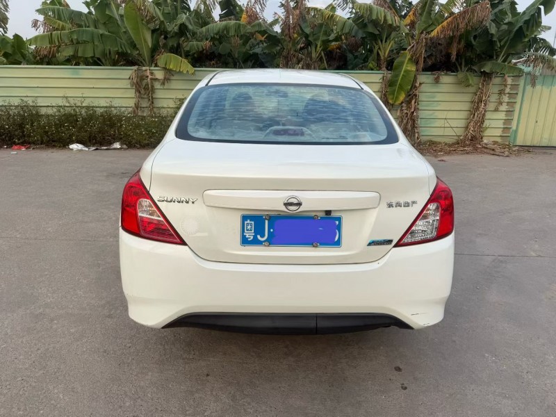 中山17年日产阳光4
