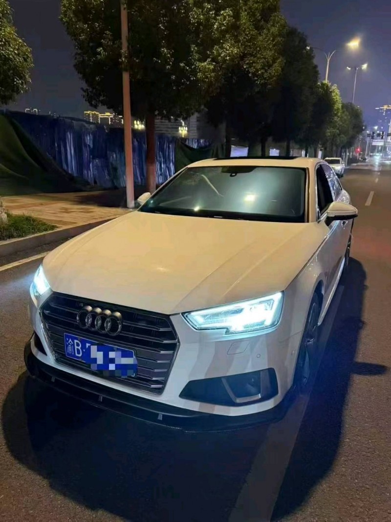 重庆19年奥迪A4L1