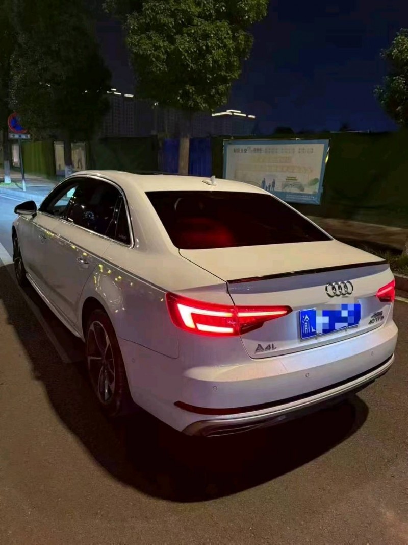 重庆19年奥迪A4L7