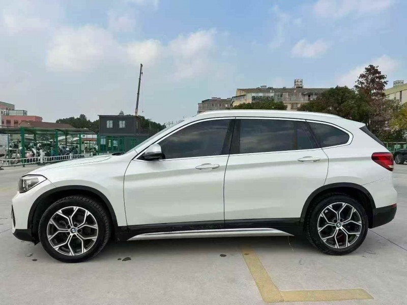 温州22年宝马X13