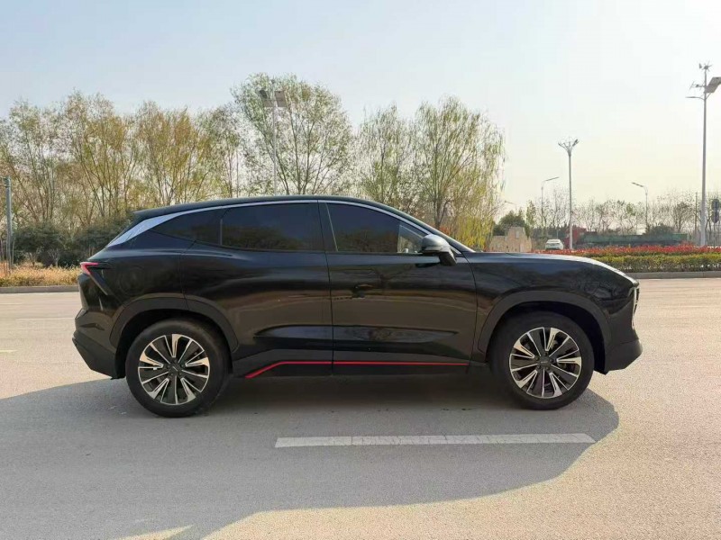 济宁23年奇瑞捷途6