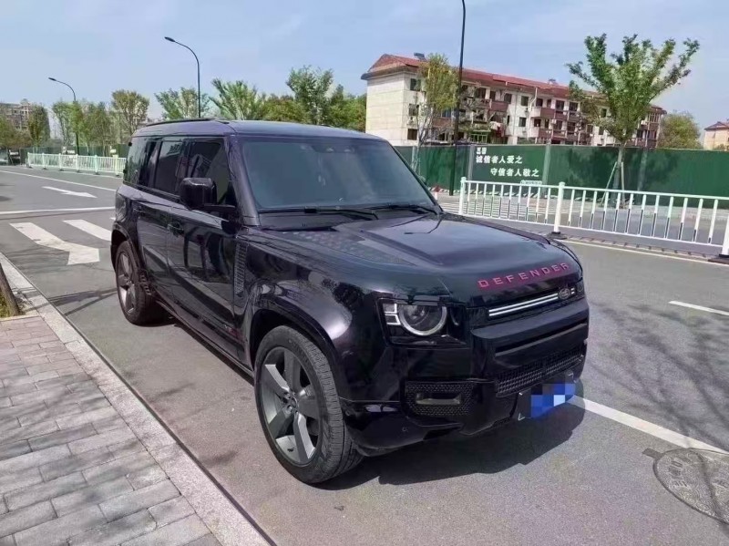 台州23年路虎卫士2