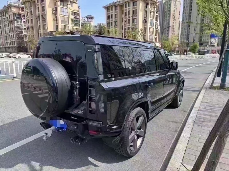 台州23年路虎卫士7