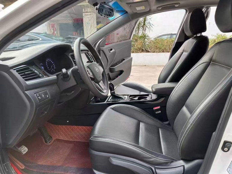 广州17年现代名图3