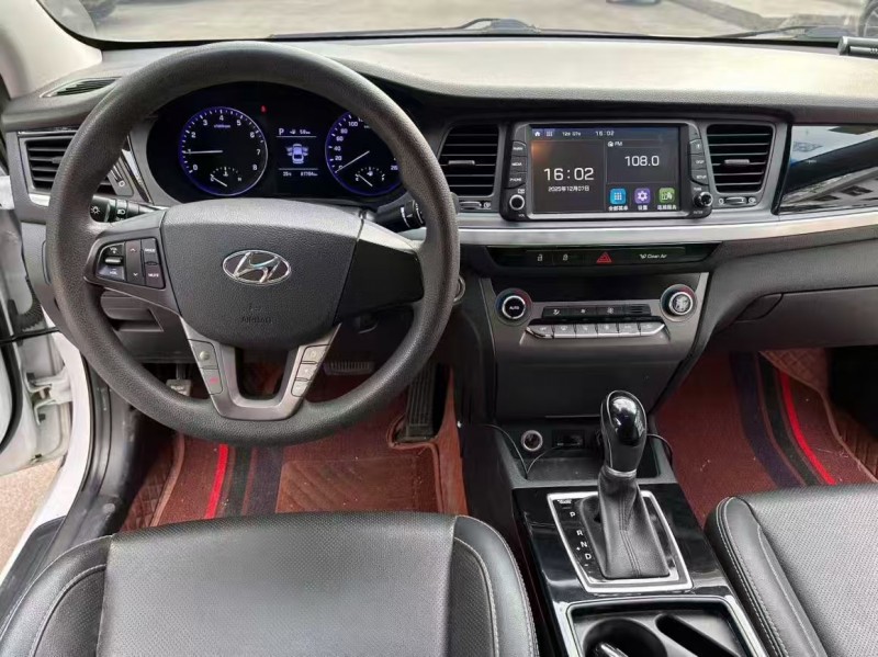 广州17年现代名图5