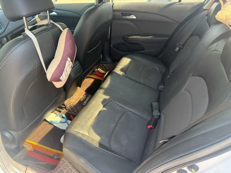 中山18年雪佛兰科沃兹7