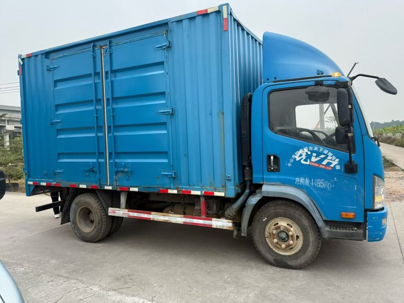 中山21年解放箱货J63