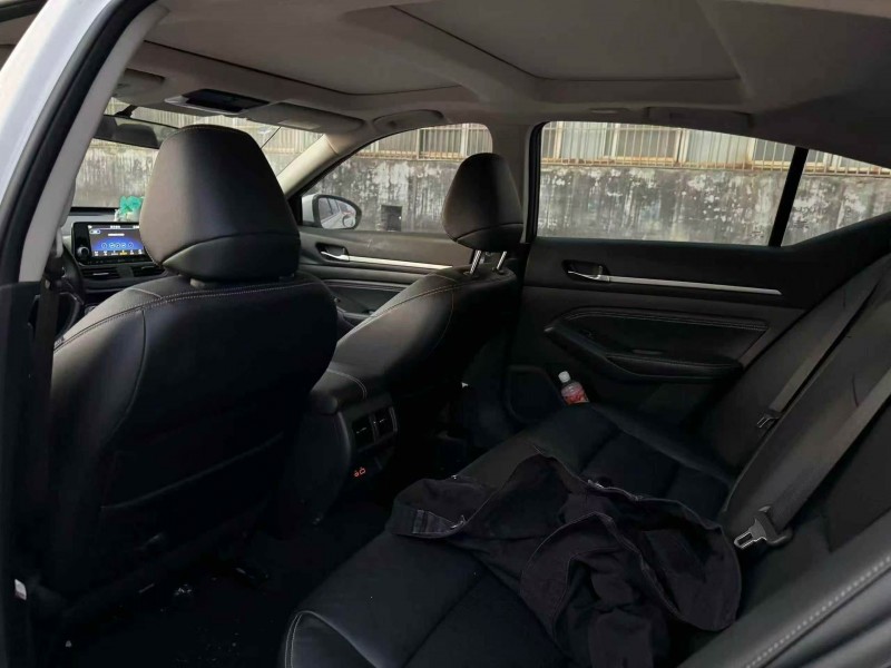 菏泽19年日产天籁5