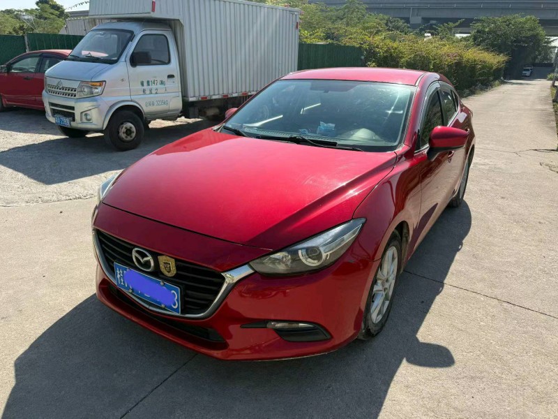 中山18年马自达昂克赛拉6