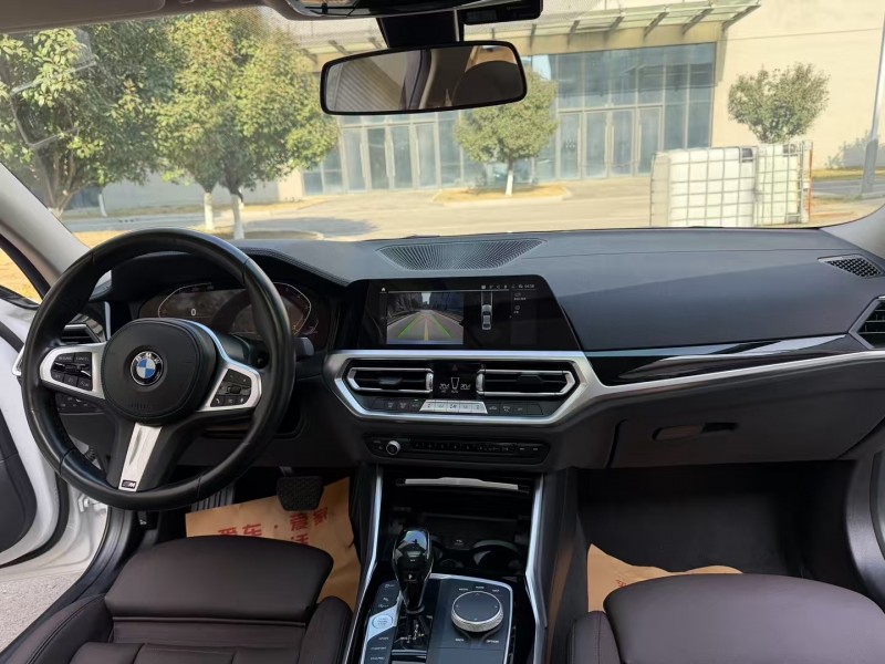 徐州21年宝马3系6