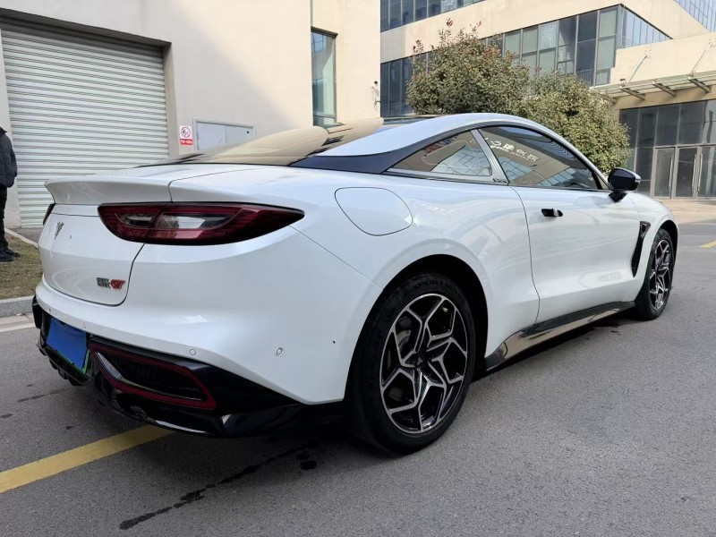 徐州23年哪吒GT7