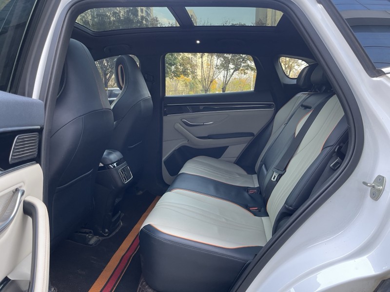 济宁23年比亚迪宋7