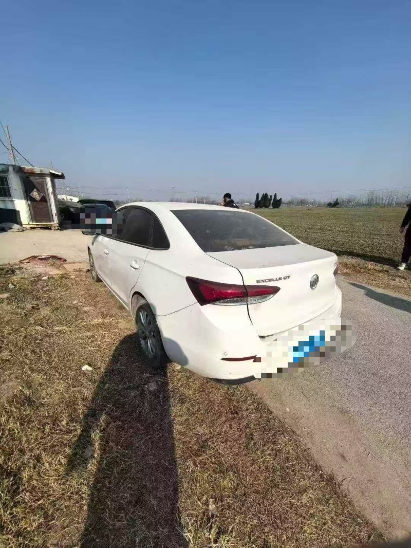 菏泽21年别克英朗7