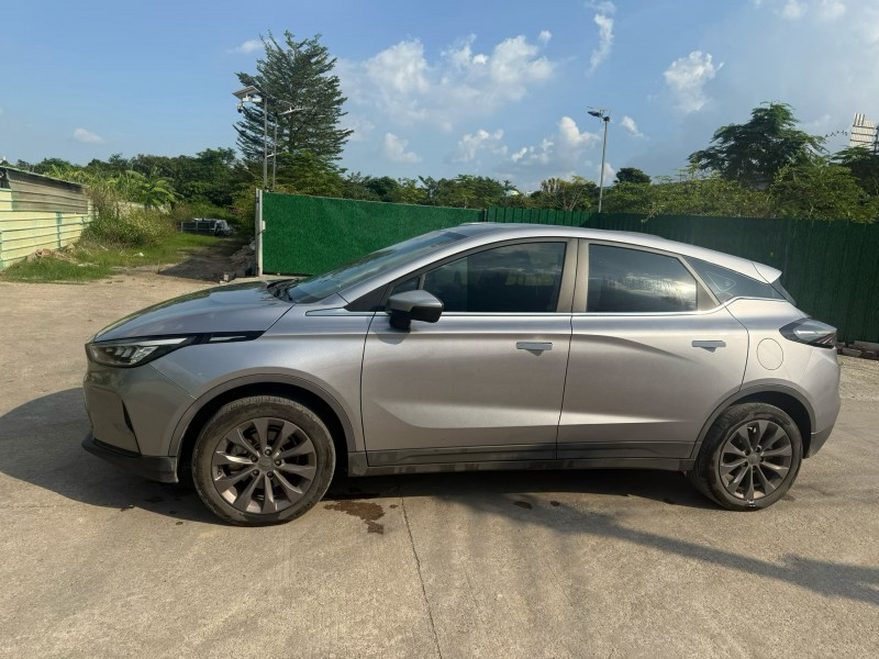 中山23年吉利几何4