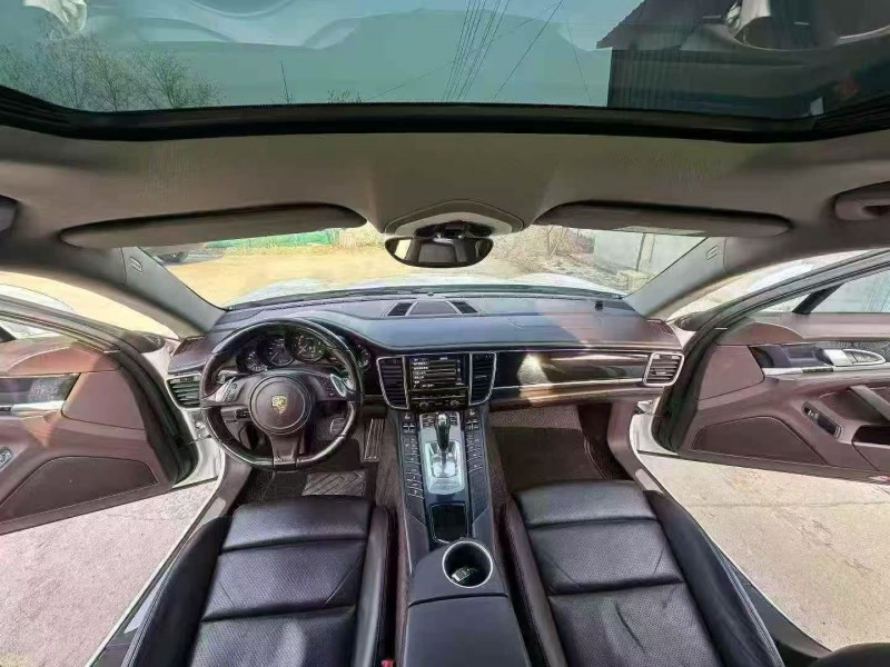 徐州15年保时捷帕拉梅拉4