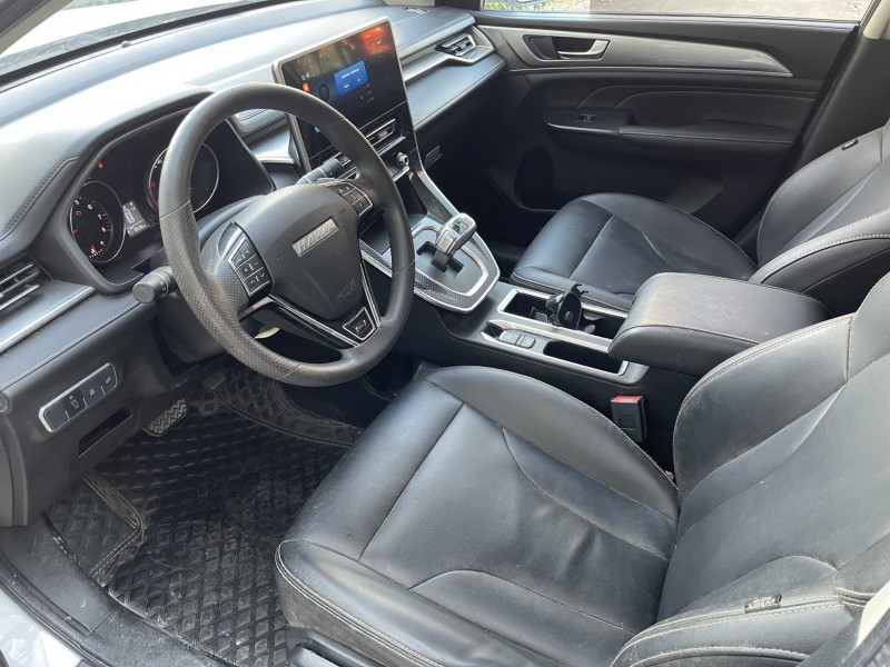 济宁21年哈弗M66