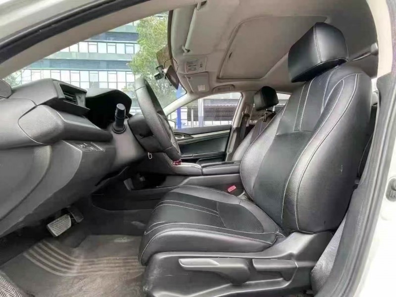 东莞18年本田思域4