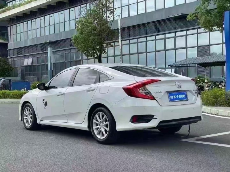 东莞18年本田思域8