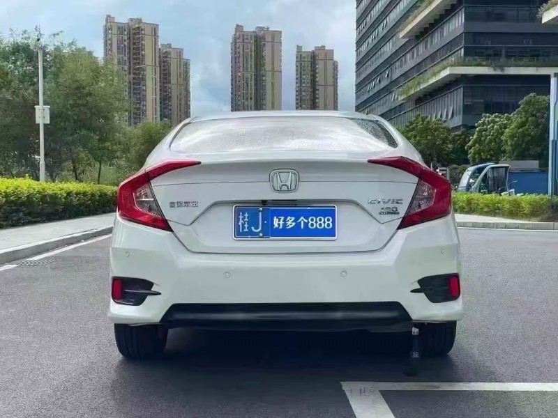 东莞18年本田思域9