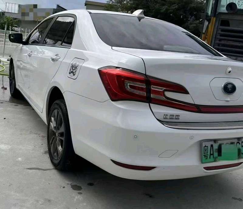 广州18年比亚迪秦7