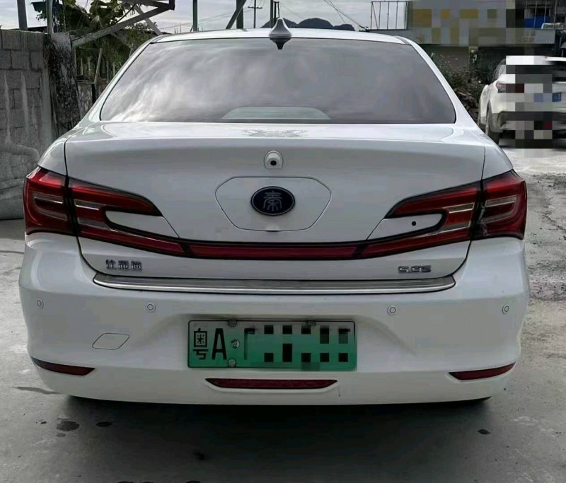 广州18年比亚迪秦9