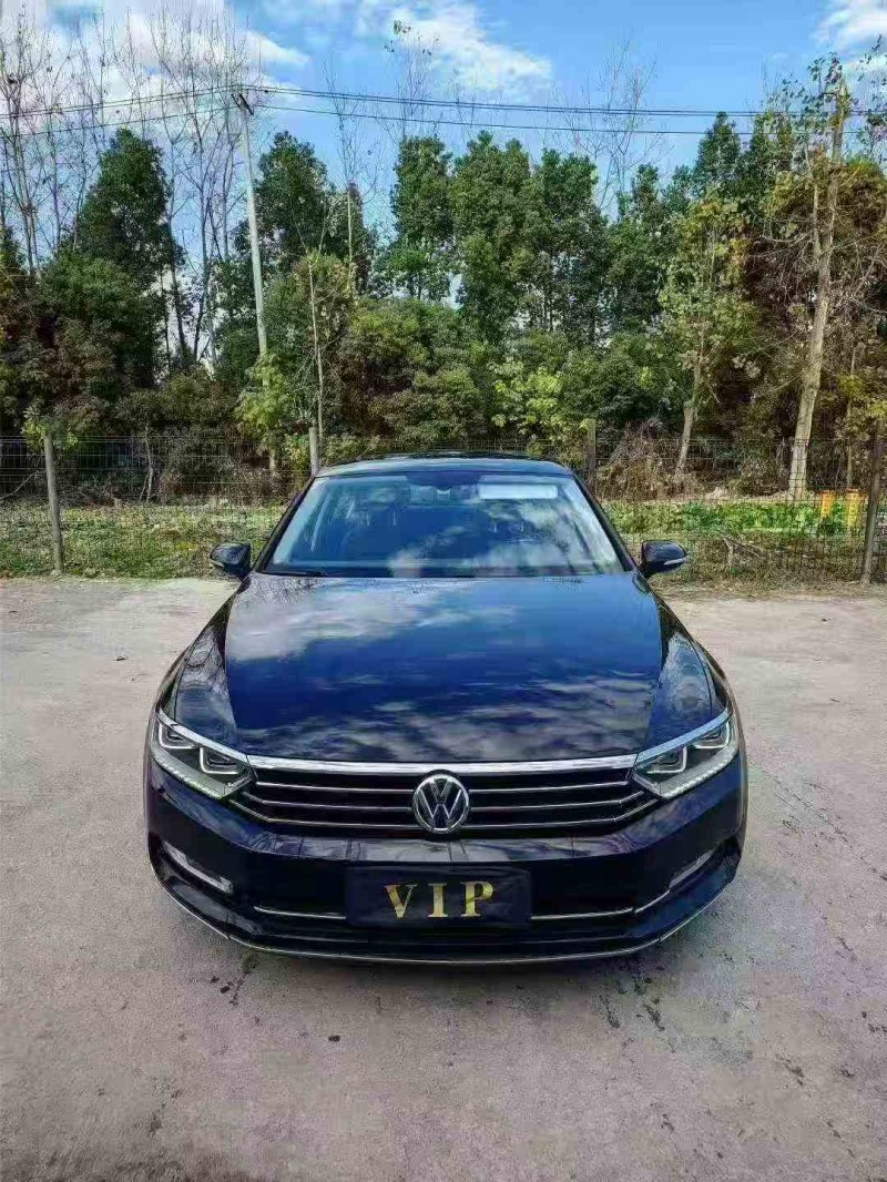 绍兴19年大众迈腾1