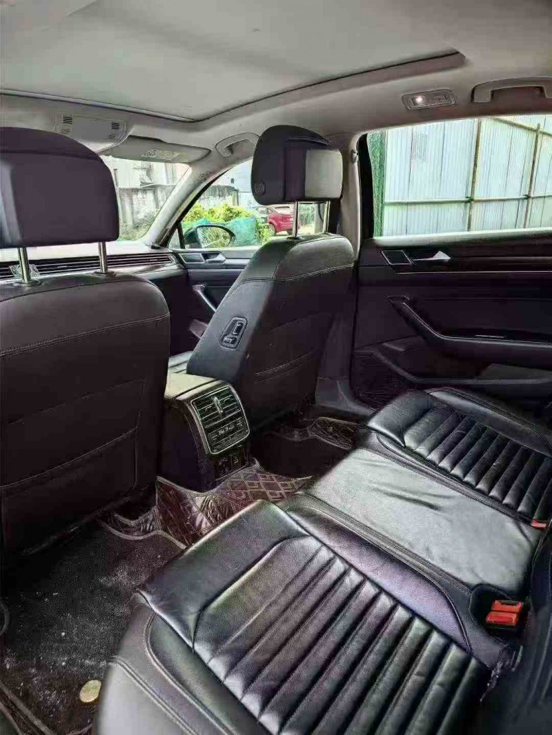 绍兴19年大众迈腾4