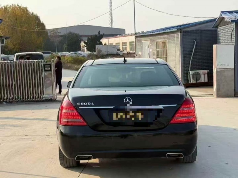 菏泽12年奔驰S8