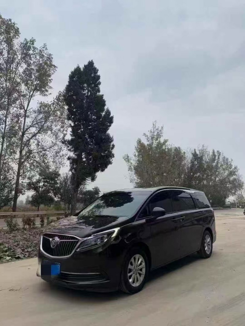 菏泽18年别克GL82