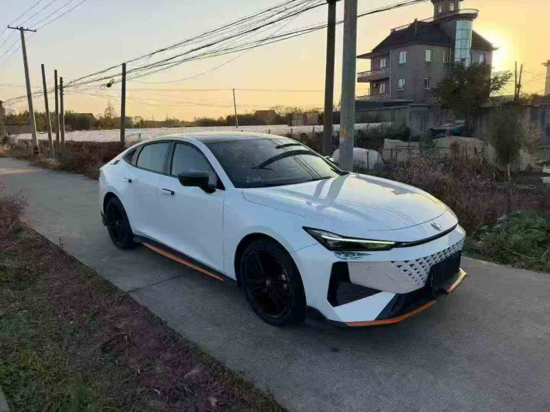 嘉兴24年长安汽车UNI3