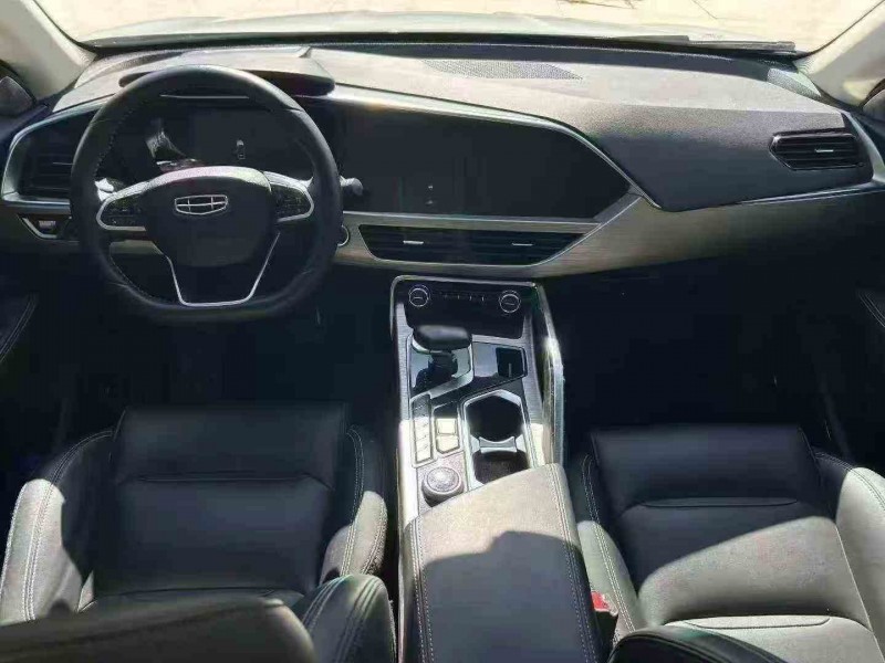 深圳20年吉利星越5