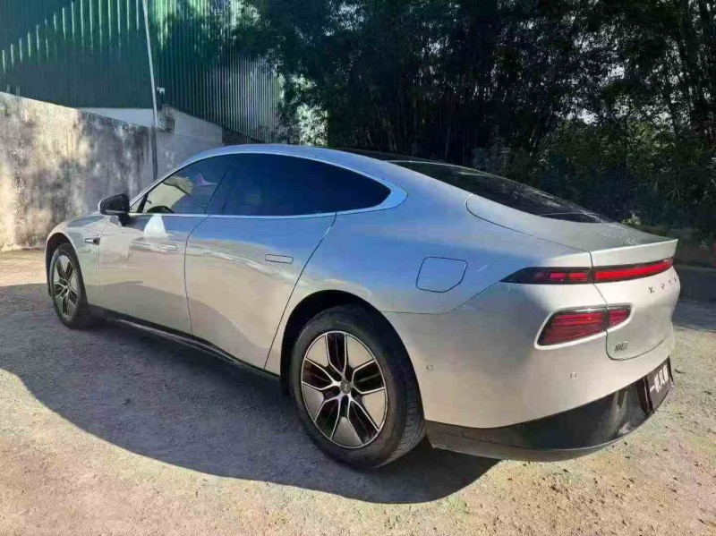 汕头24年小鹏汽车p77