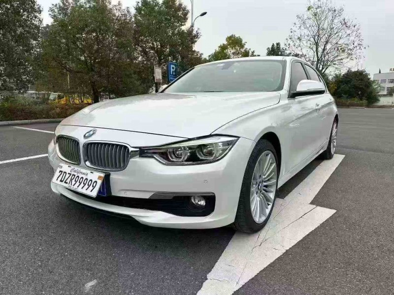 重庆17年宝马3系2