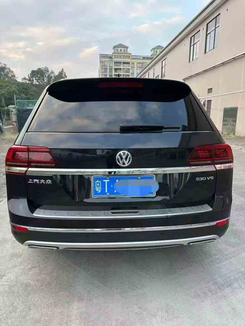 深圳17年大众途昂9