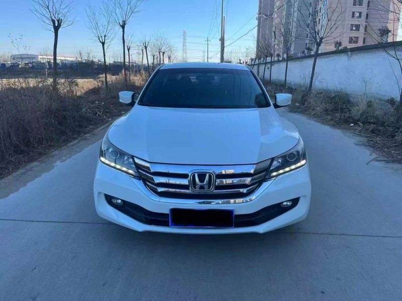 石家庄14年本田雅阁1