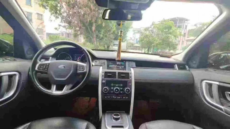 江门19年路虎发现神行3