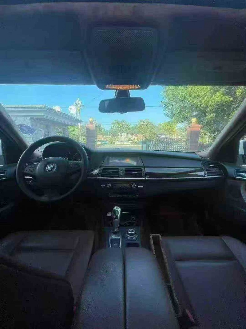 三明12年宝马X55