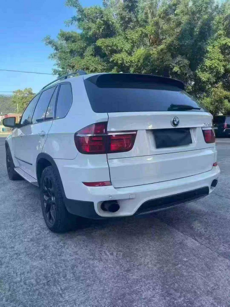 三明12年宝马X57