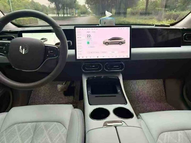 湘潭24年零跑汽车C019